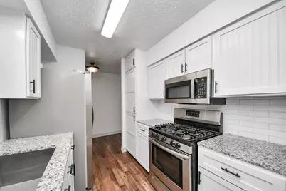 12035 W Marsham Circle, Houston, TX 77066 - Photo 30