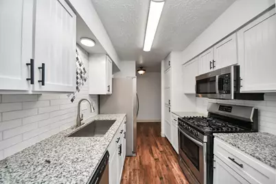12035 W Marsham Circle, Houston, TX 77066 - Photo 28