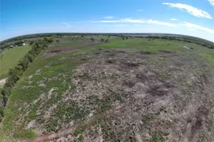 015 County Road 158, Alvin, TX 77511 - Photo 4