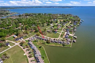 100 Edgewater Dr, Livingston, TX 77351 - Photo 1