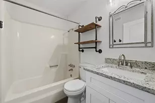 100 Edgewater Dr, Livingston, TX 77351 - Photo 12