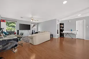 11930 Matagorda Ln, Sugar Land, TX 77498 - Photo 22