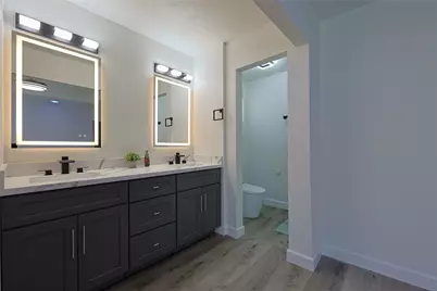 11219 Newbrook Drive, Houston, TX 77072 - Photo 18