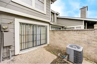 6376 Peacock Hills Drive, Houston, TX 77035 - Photo 4