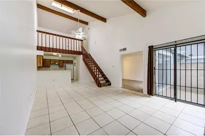 6376 Peacock Hills Drive, Houston, TX 77035 - Photo 8