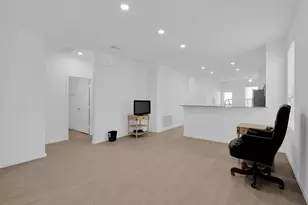 319 Bismuth Dr, Crosby, TX 77532 - Photo 2