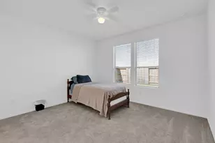 319 Bismuth Dr, Crosby, TX 77532 - Photo 8