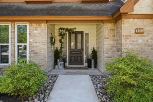 13107 Finch Brook Dr, Cypress, TX 77429 - Photo 4