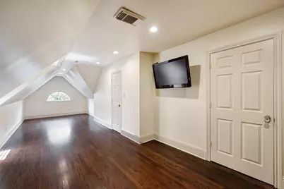 5124 Chevy Chase Drive, Houston, TX 77056 - Photo 24