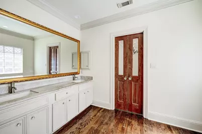 5124 Chevy Chase Drive, Houston, TX 77056 - Photo 20