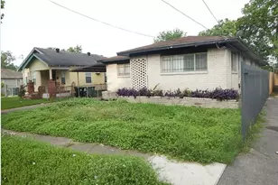 2627 Stevens St, Houston, TX 77026 - Photo 1