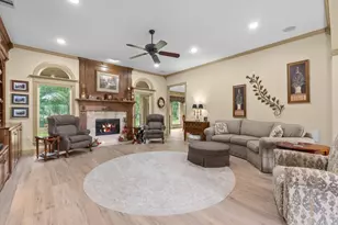 1303 China Grove Dr, Rosharon, TX 77583 - Photo 10