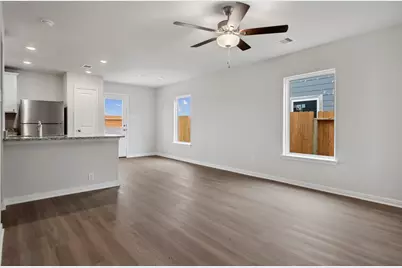 15871 Berry Hill Drive, Conroe, TX 77303 - Photo 4