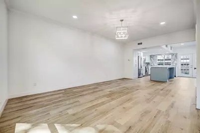 14715 Barryknoll Lane #142, Houston, TX 77079 - Photo 8