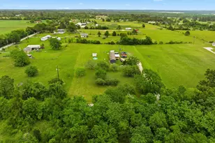 122 Wire Rd, Huntsville, TX 77320 - Photo 1