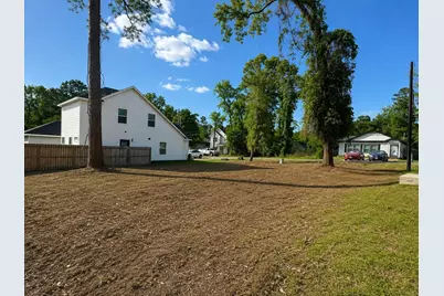 16717 E Ivanhoe, Montgomery, TX 77316 - Photo 2