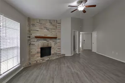 7811 Bluff Trail Drive, Humble, TX 77338 - Photo 2