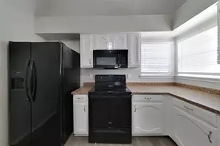 7811 Bluff Trail Dr, Humble, TX 77338 - Photo 4