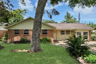 505 Jasmine Street, Richwood, TX 77531 - Photo 2