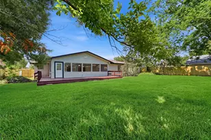 114 Caldwell St, Baytown, TX 77520 - Photo 24