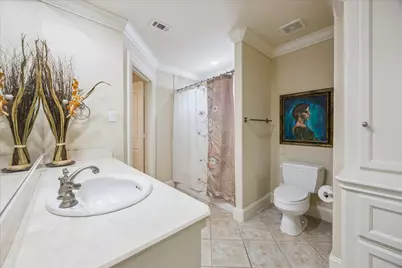37 Hackberry Lane, Houston, TX 77027 - Photo 20