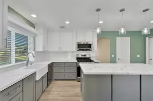 17618 Rustling Aspen Ln, Houston, TX 77095 - Photo 4