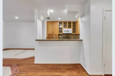 14325 Lost Meadow Lane, Houston, TX 77079 - Photo 8