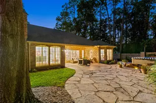 901 Longmire Rd, Conroe, TX 77304 - Photo 32