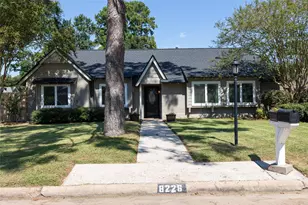 8226 Schaffer Ln, Houston, TX 77070 - Photo 2