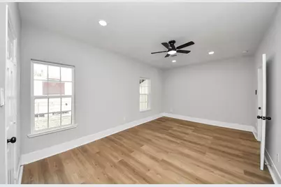 3321 Michigan Street, Baytown, TX 77520 - Photo 24