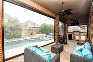 9214 Holloway Cliff Ln, Cypress, TX 77433 - Photo 8