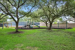 814 Palm Grove Cir, Sugar Land, TX 77498 - Photo 40