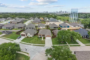 1302 Lake Mija Ct, Seabrook, TX 77586 - Photo 2