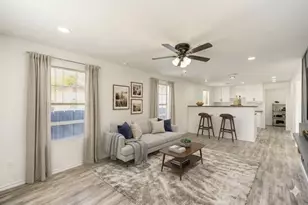 7811 St Louis St, Houston, TX 77028 - Photo 4