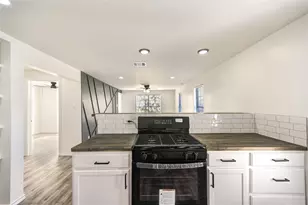 7811 St Louis St, Houston, TX 77028 - Photo 18
