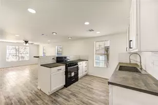 7811 St Louis St, Houston, TX 77028 - Photo 18