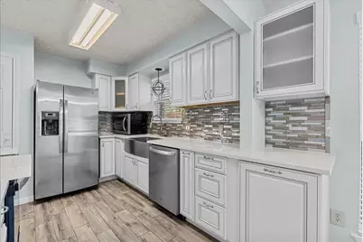 2919 Marlin Court, League City, TX 77573 - Photo 4