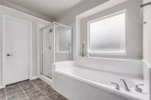 13811 Brannon Field Ln, Houston, TX 77041 - Photo 18