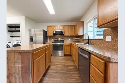 9881 Hyacinth Way, Conroe, TX 77385 - Photo 10