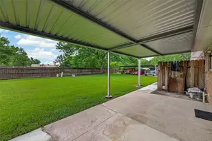 2316 Buchanan Dr, Baytown, TX 77520 - Photo 28