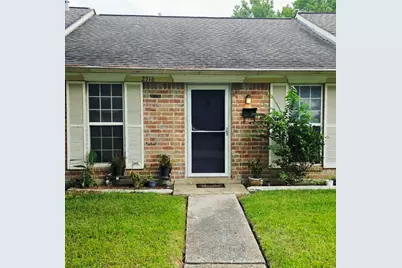 2316 Buchanan Drive, Baytown, TX 77520 - Photo 4