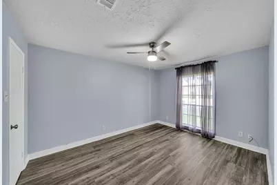 9214 Sharpcrest Street, Houston, TX 77036 - Photo 18
