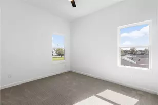 7330 St Lo Rd, Houston, TX 77033 - Photo 20