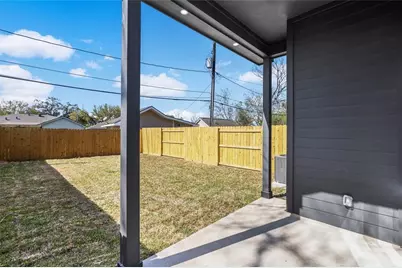 7330 Saint Lo Road #B, Houston, TX 77033 - Photo 22