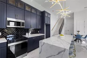 7330 St Lo Rd, Houston, TX 77033 - Photo 8