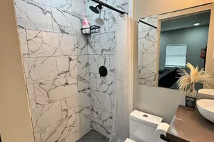 2802 Holman St, Houston, TX 77004 - Photo 10