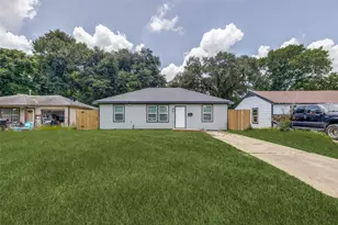 5034 Nassau Rd, Houston, TX 77021 - Photo 2