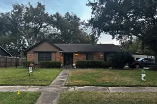 721 Sycamore St, Lake Jackson, TX 77566 - Photo 4