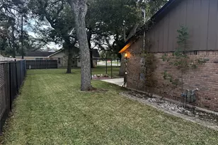 721 Sycamore St, Lake Jackson, TX 77566 - Photo 28