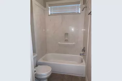 1990 Saint Edmunds Crossing, Dickinson, TX 77539 - Photo 18